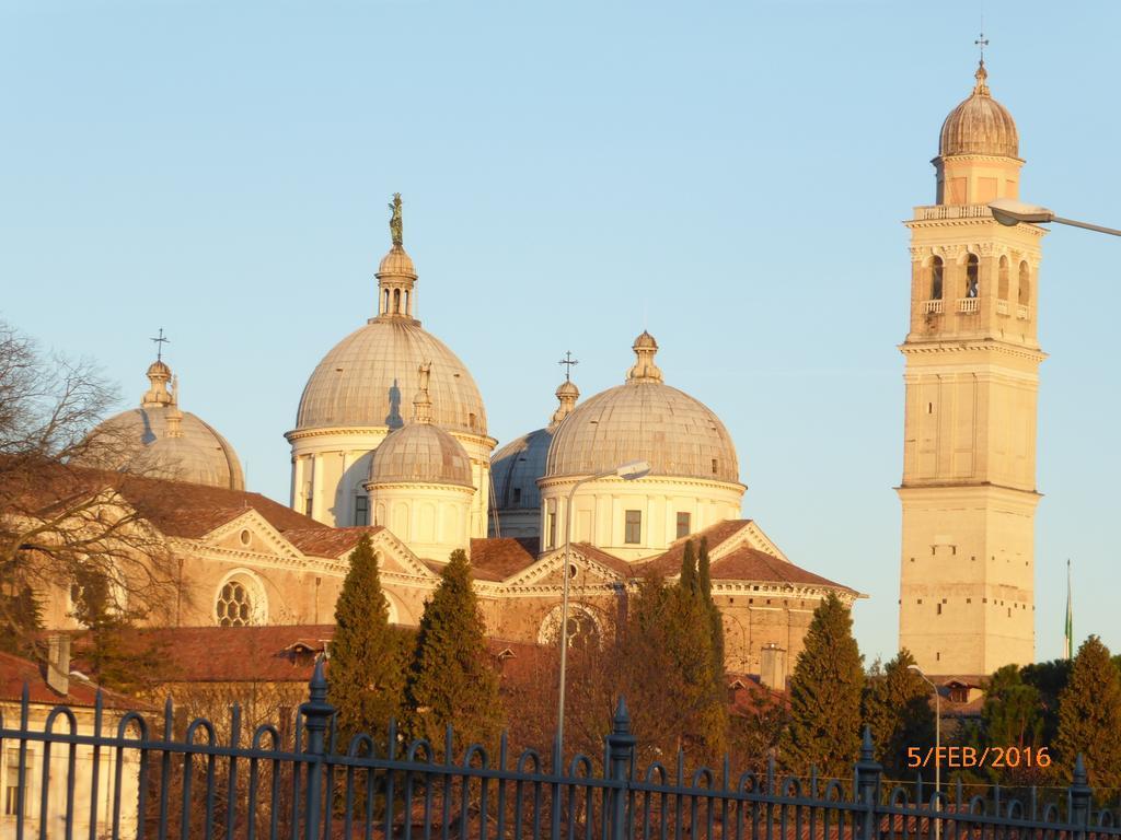Residenza Carducci Padova Bed and Breakfast Buitenkant foto