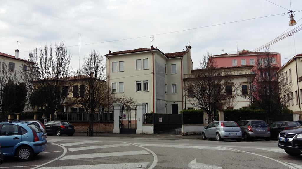 Residenza Carducci Padova Bed and Breakfast Buitenkant foto
