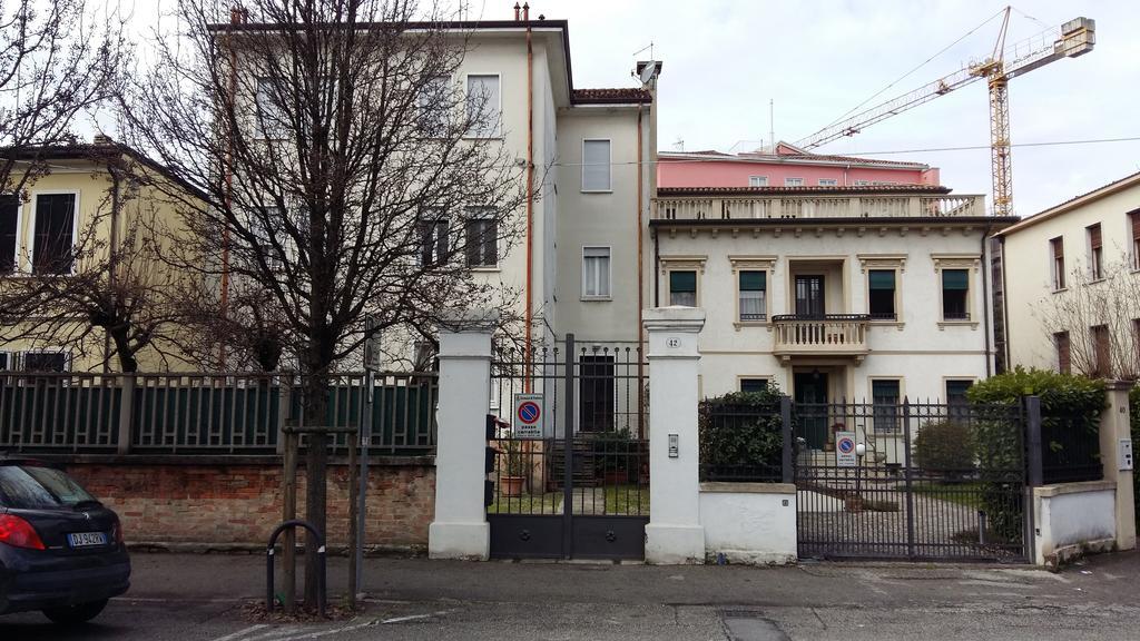 Residenza Carducci Padova Bed and Breakfast Buitenkant foto