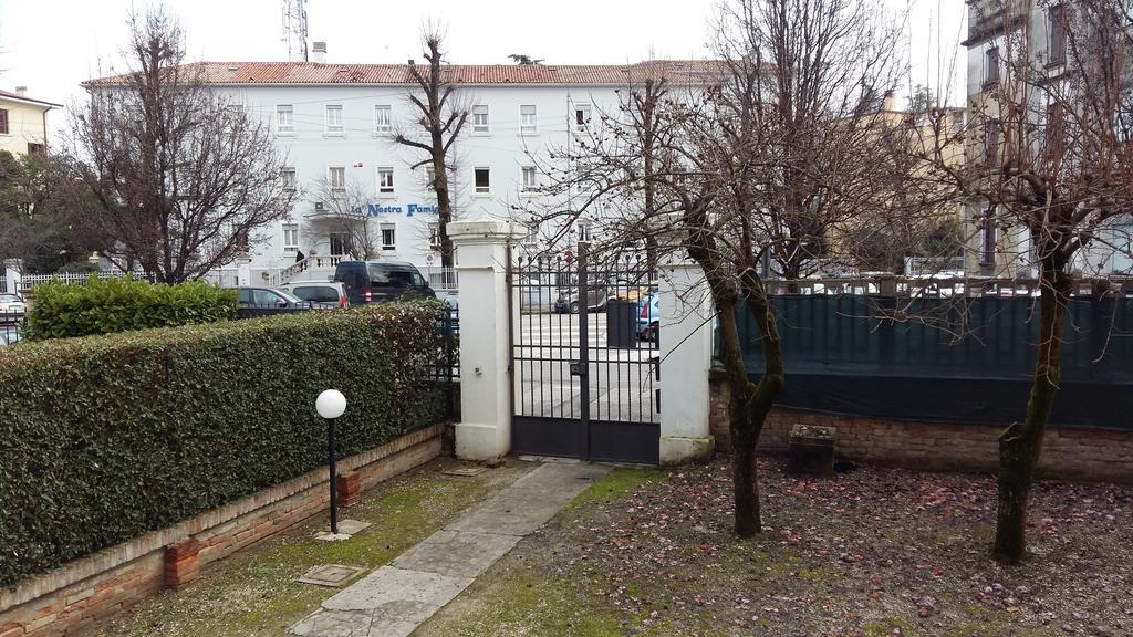 Residenza Carducci Padova Bed and Breakfast Buitenkant foto