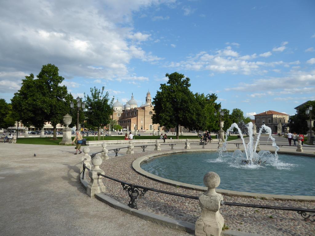Residenza Carducci Padova Bed and Breakfast Buitenkant foto