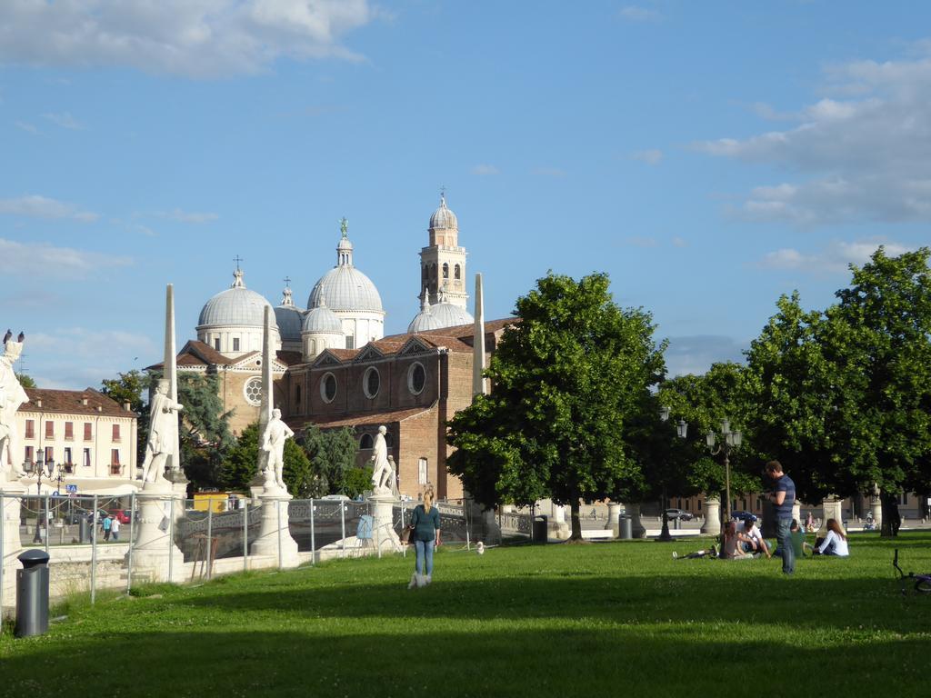 Residenza Carducci Padova Bed and Breakfast Buitenkant foto