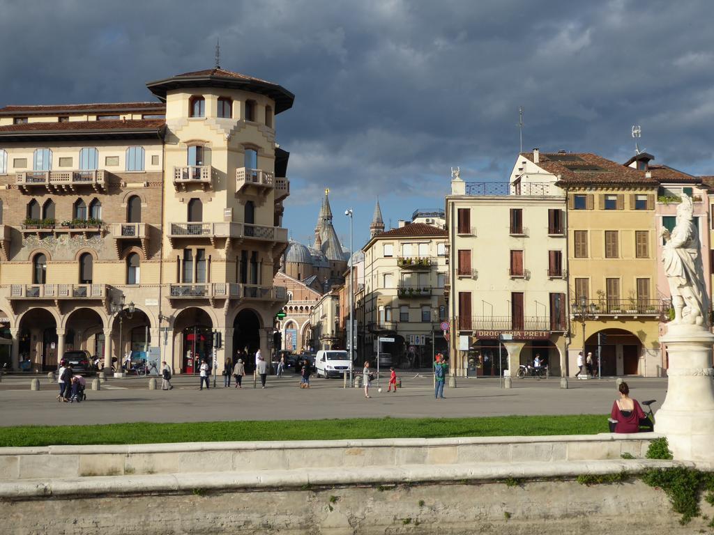 Residenza Carducci Padova Bed and Breakfast Buitenkant foto